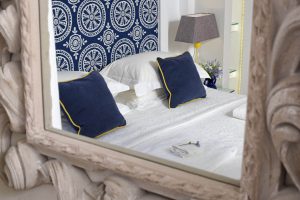 ionian-estates-mon-repos-suite (11)