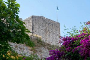 ionian-estates-mon-repos-suite (4)