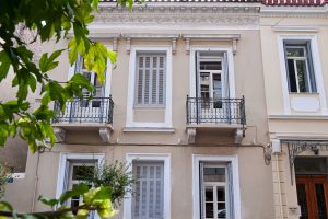 Luxury suites in Athens minutes from the Acropolis